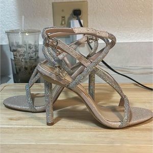 Gianni Bini Heels Size 7